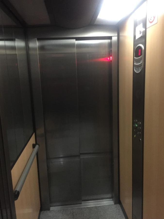 Fabuloso Apartamento Completo Centro Ciudad 莫斯托雷斯 外观 照片