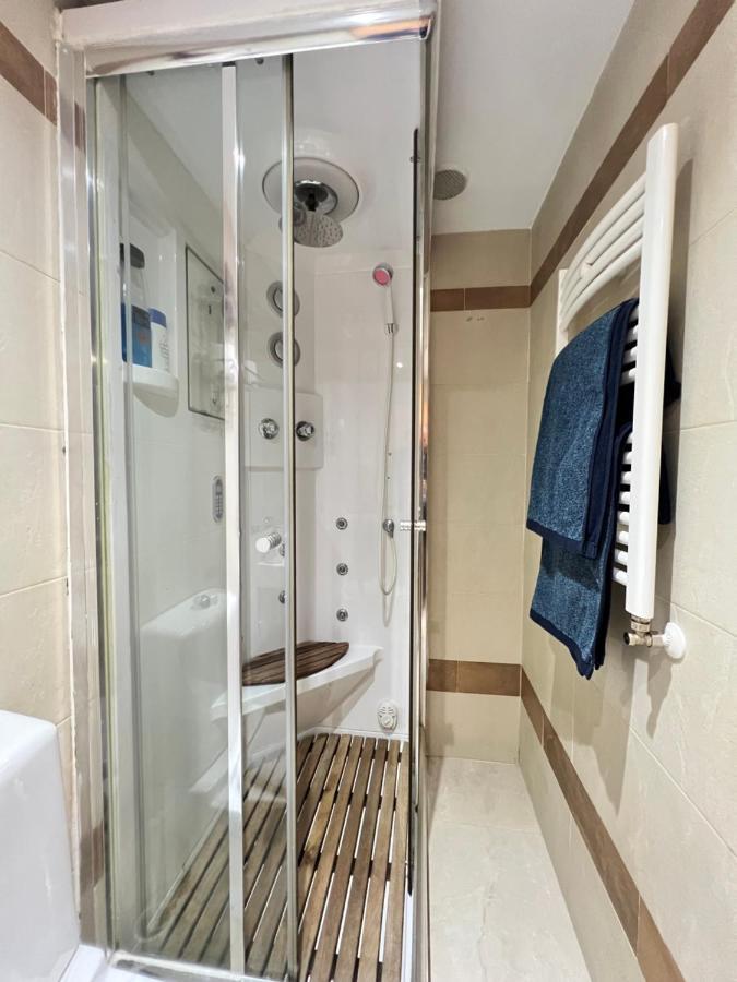 Fabuloso Apartamento Completo Centro Ciudad 莫斯托雷斯 外观 照片
